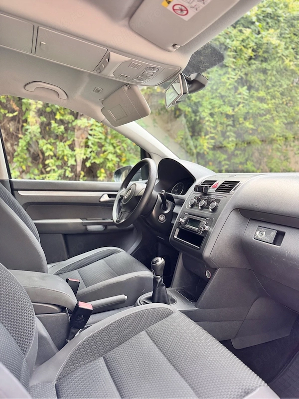 VOLKSWAGEN Touran 2014 — imagine 5