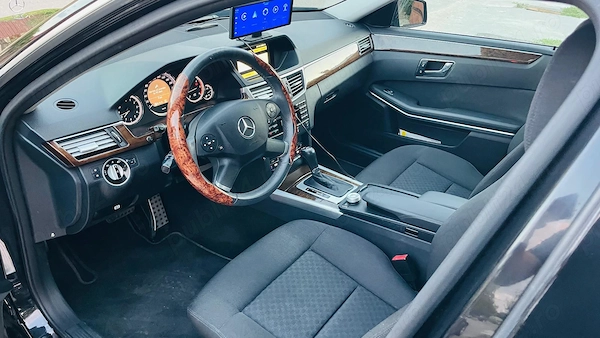 MERCEDES-BENZ E-Class 2010 — imagine 4