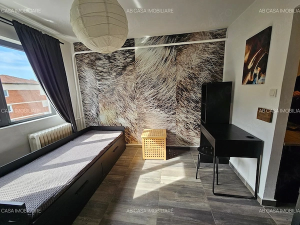 Garsonieră mobilată și utilată, etajul 4 din 4, Complexul Studențesc, Timișoara — fotografia 3