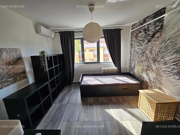 Garsonieră mobilată și utilată, etajul 4 din 4, Complexul Studențesc, Timișoara — fotografia 1