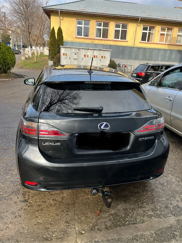 LEXUS CT 2011 — imagine 2