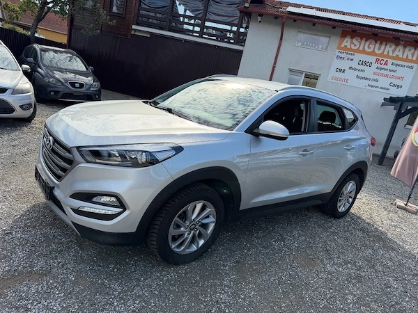 Hyundai Tucson -An 06.2017 - Motor 1.7 CRDI 116cp - E6 - Navigatie - Camera marsarier - RAR Efectuat