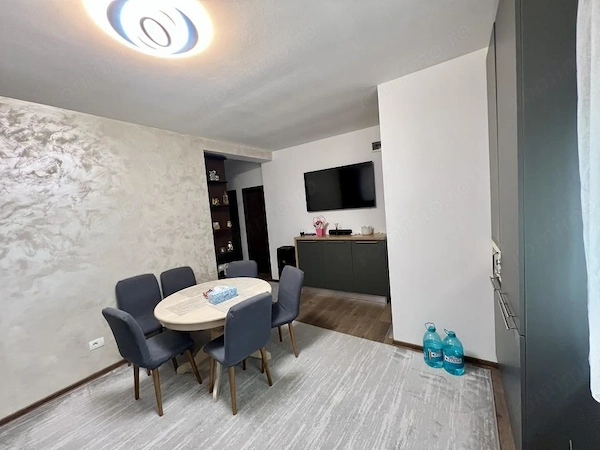 Casa cu 2 camere, 54 mp, curte comuna, parter - Zona Freidorf — fotografia 3