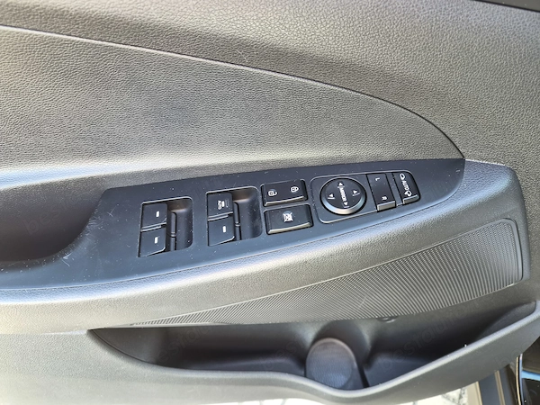 HYUNDAI Tucson 2016 — imagine 18
