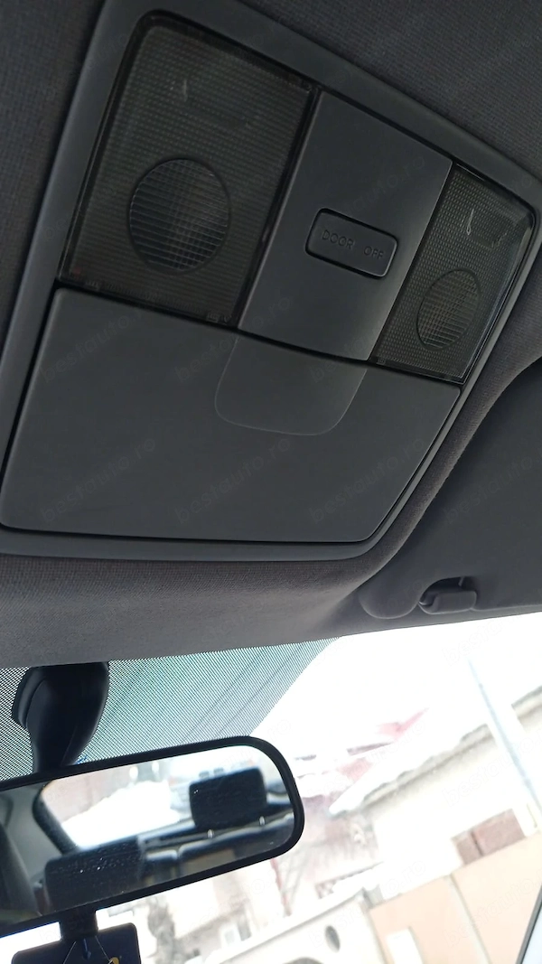 HYUNDAI i30 2010 — imagine 9