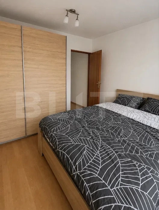 Apartament 2 camere, 55 mp, parcare, zona Plopilor — fotografia 3