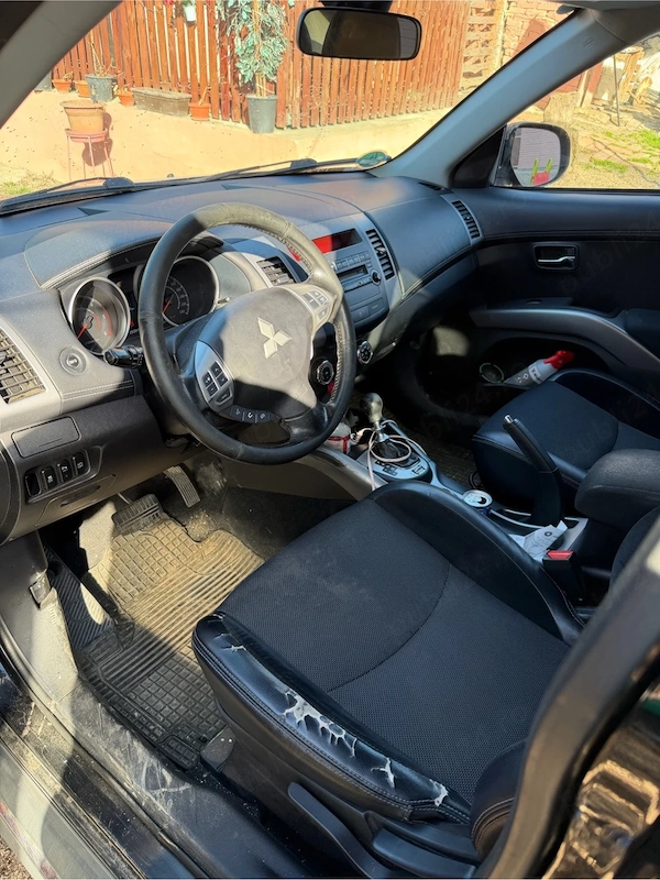 MITSUBISHI Outlander 2011 — imagine 4