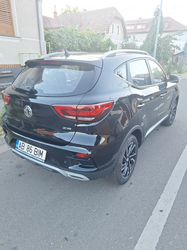 MG ZS 2024 — imagine 2