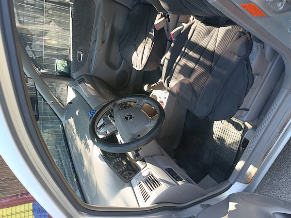 MAZDA Premacy 2010 — imagine 7
