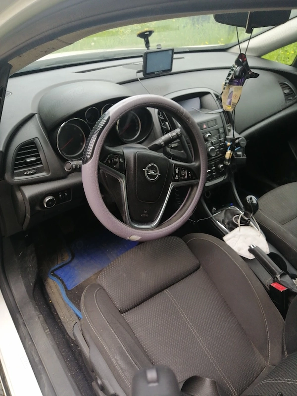 OPEL Astra 2012 — imagine 2