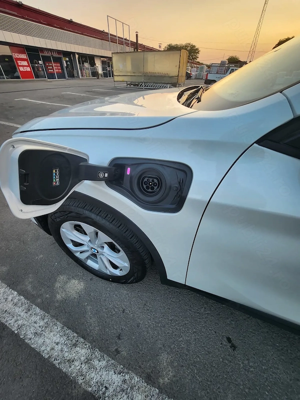 BMW X Series (Generic) 2021 — imagine 2