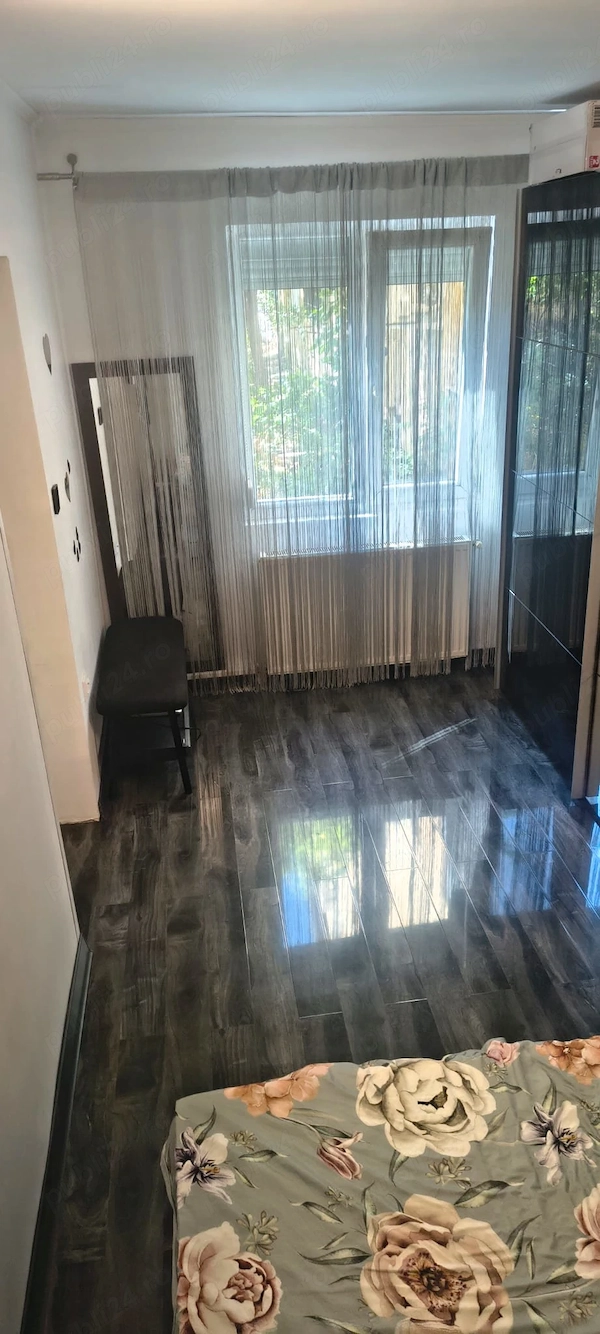 Proprietar vând ap la parter cu. 2 camere cu centrala — fotografia 3