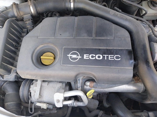 OPEL Astra 2005 — imagine 2