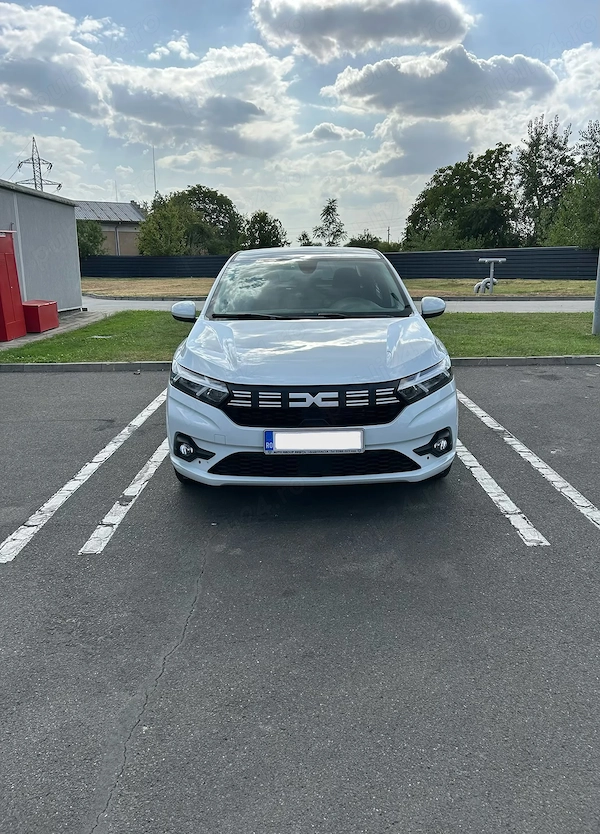 DACIA Logan 2023 — imagine 2