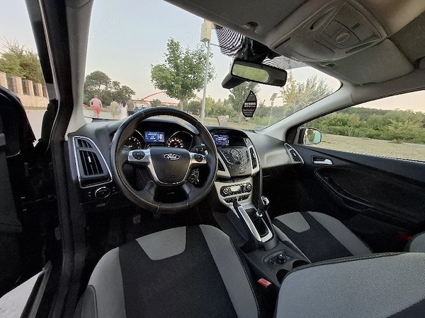 FORD Focus 2012 — imagine 3