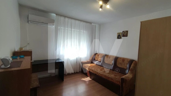 Apartament 2 camere, decomandat - Str. Maramureșului, Zona Strand, Sibiu — fotografia 3