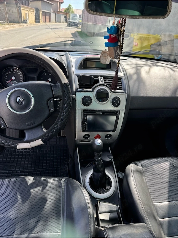 RENAULT Megane 2004 — imagine 9