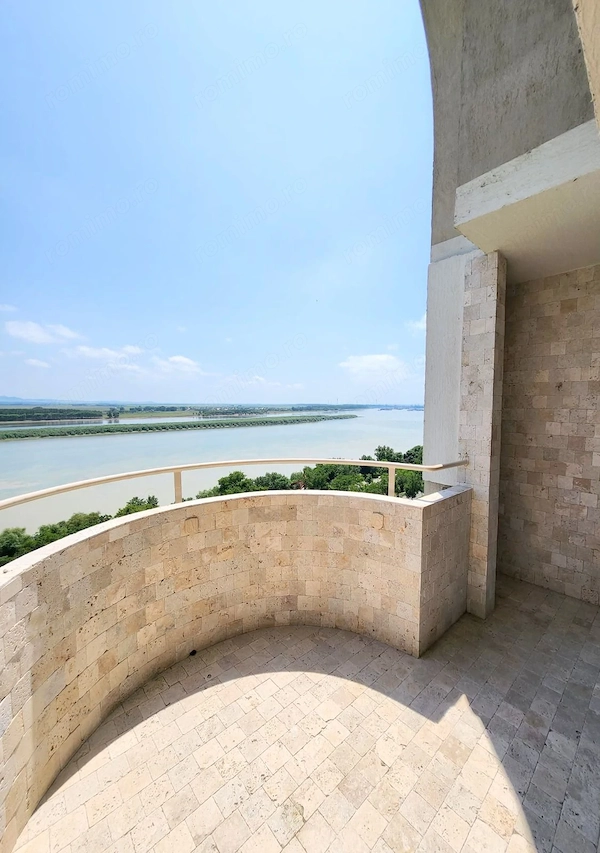 De vanzare apart. 3 camere Faleza , vedere Dunare, 78 mp, renovat premium — fotografia 3