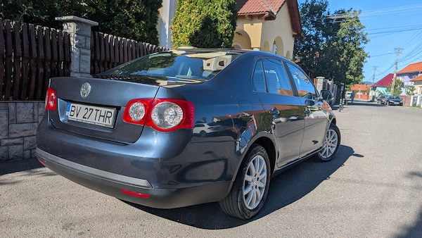 VOLKSWAGEN Jetta 2007 — imagine 2