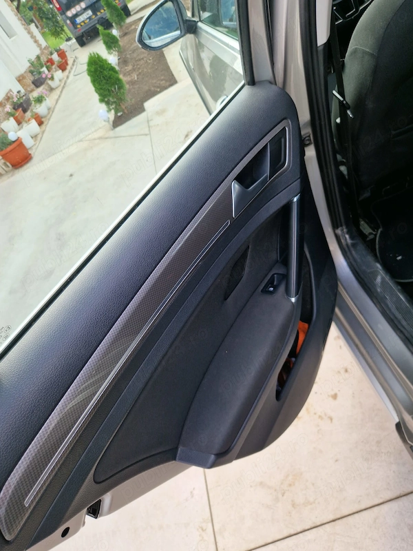 VOLKSWAGEN Golf 2015 — imagine 3
