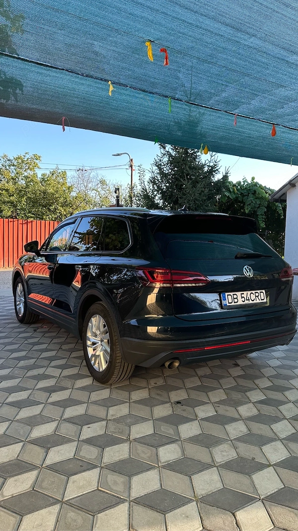 VOLKSWAGEN Touareg 2018 — imagine 4