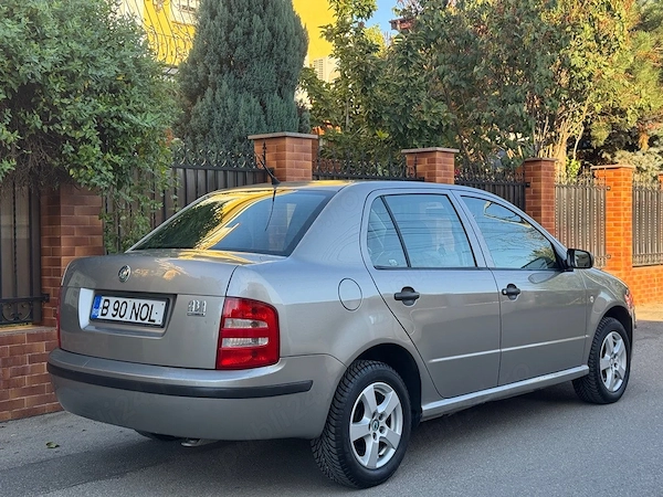 SKODA Fabia 2008 — imagine 3
