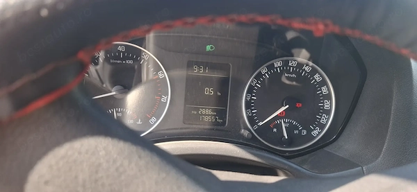 SKODA Octavia 2011 — imagine 5