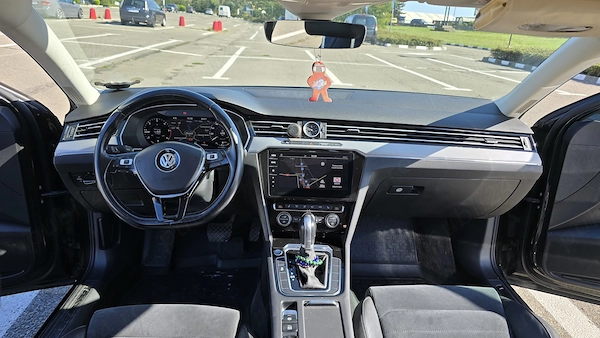 VOLKSWAGEN Passat 2018 — imagine 7