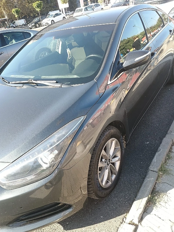 HYUNDAI i40 2016 — imagine 9