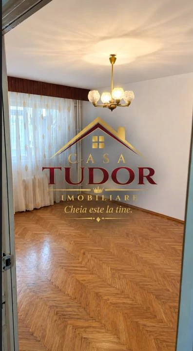 Apartament 4 camere NORD — fotografia 1