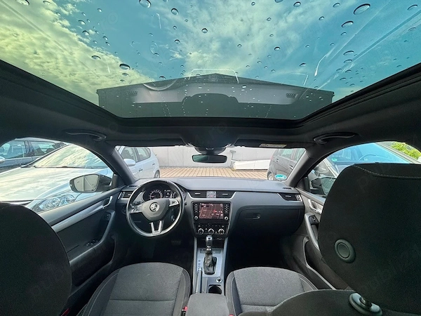 SKODA Octavia 2019 — imagine 5