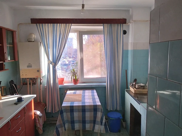 vand apartament 3 camere etajul 1, aleea muncii slatina — fotografia 3