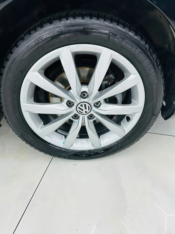 VOLKSWAGEN Golf 2015 — imagine 9