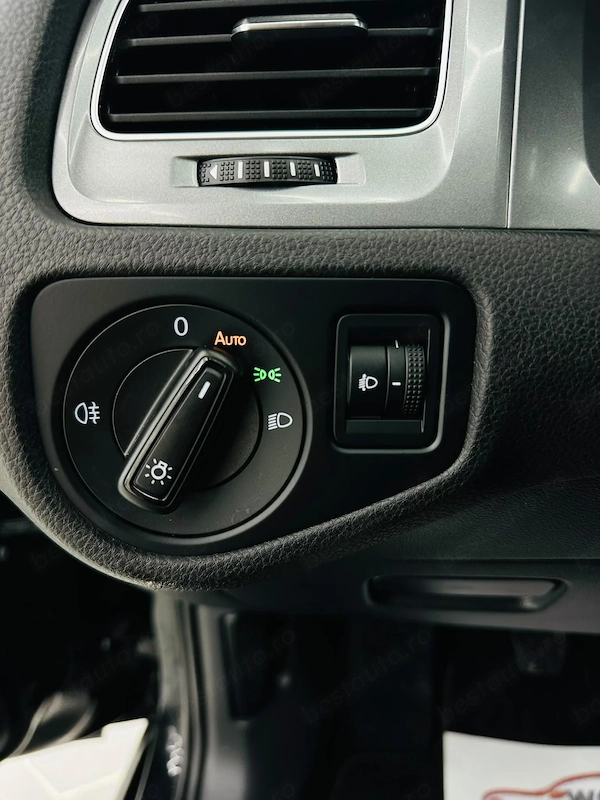 VOLKSWAGEN Golf 2015 — imagine 14