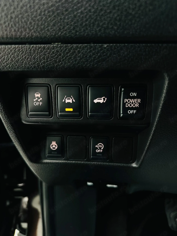 NISSAN X-Trail 2018 — imagine 12