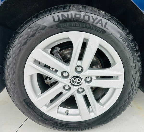 TOYOTA Corolla 2021 — imagine 9
