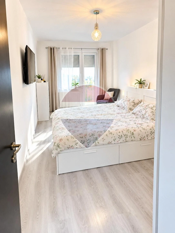 Apartament cu 2 camere de închiriat — fotografia 3