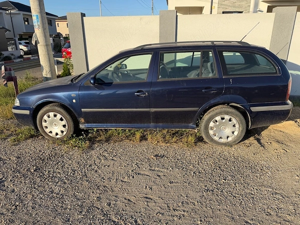 SKODA Octavia 2001 — imagine 3