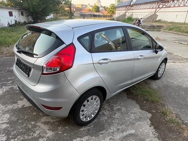 FORD Fiesta 2015 — imagine 5