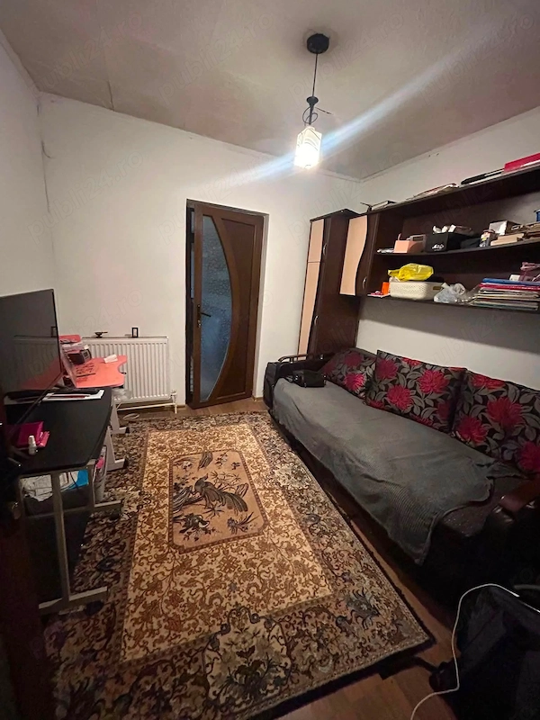 Vând apartament cu două camere, pretabil pentru spațiu comercial — fotografia 3