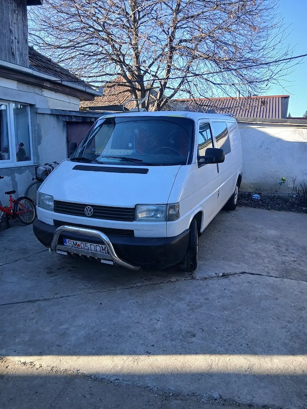 VOLKSWAGEN Transporter