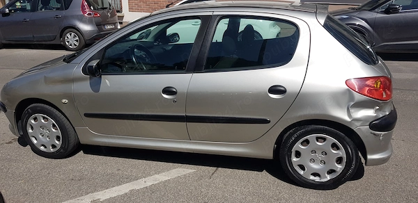 PEUGEOT 206 2005 — imagine 4