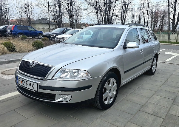 SKODA Octavia 2008 — imagine 3