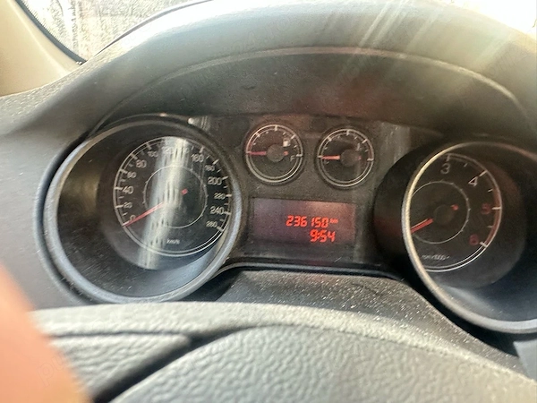 FIAT Bravo 2011 — imagine 2