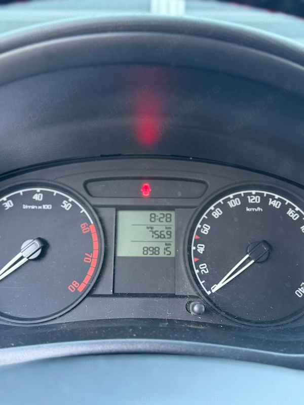 SKODA Fabia 2009 — imagine 3