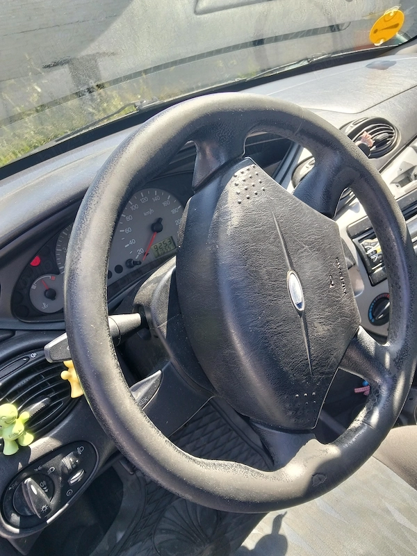 FORD Focus 2002 — imagine 6