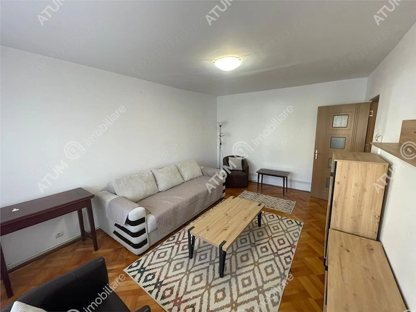 Apartament cu 3 camere decomandate pivnita in zona Strand din Sibiu — fotografia 3