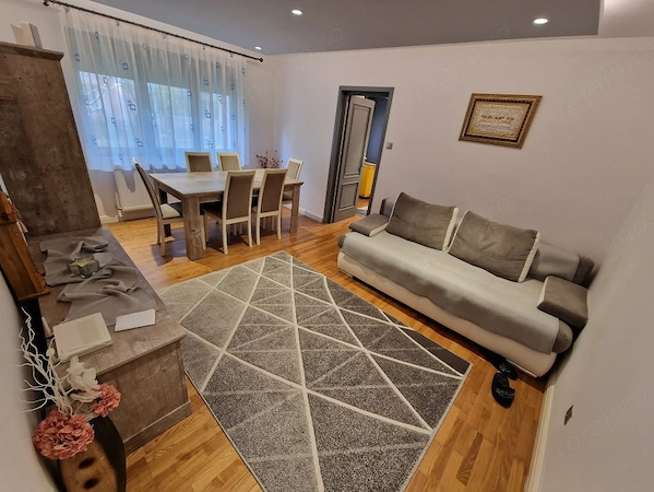 Apartament de vanzare, 2 camere, 40 mp, zona centrala — fotografia 1