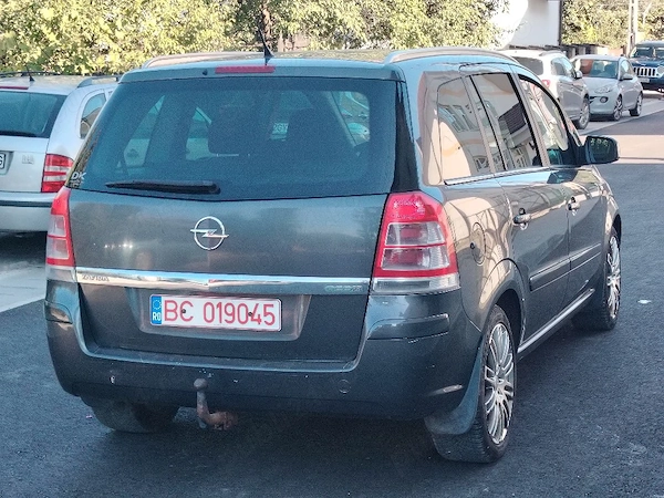 OPEL Zafira 2012 — imagine 2