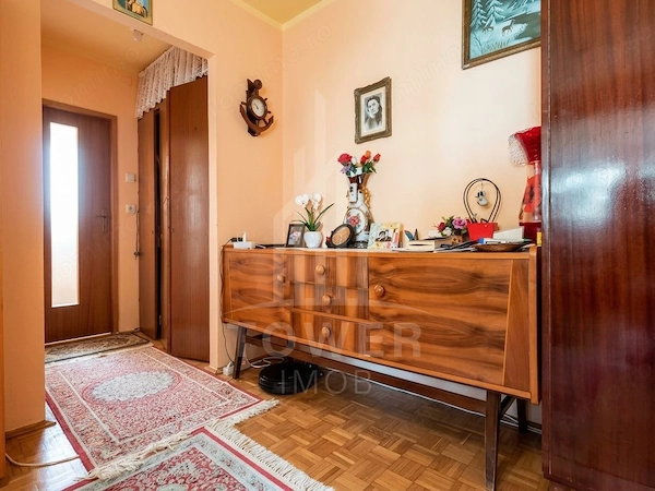 Apartament 2 camere de vanzare et 3 Terezian — fotografia 3